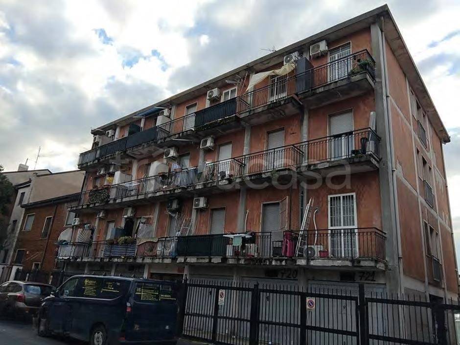 appartamento in vendita a Milano in zona Precotto