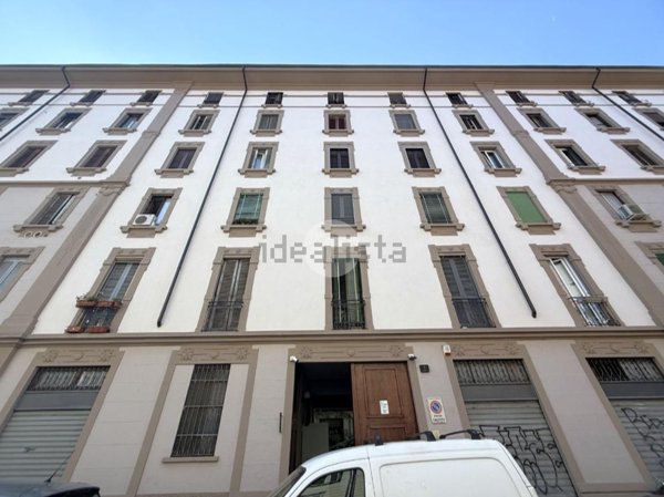 appartamento in vendita a Milano in zona Piazzale Lodi