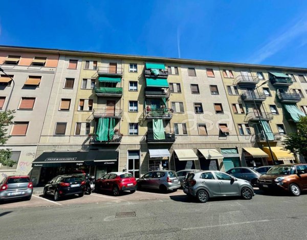 appartamento in vendita a Milano in zona Baggio