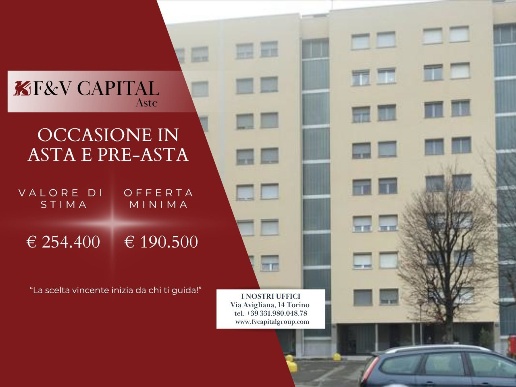 appartamento in vendita a Milano in zona Corvetto