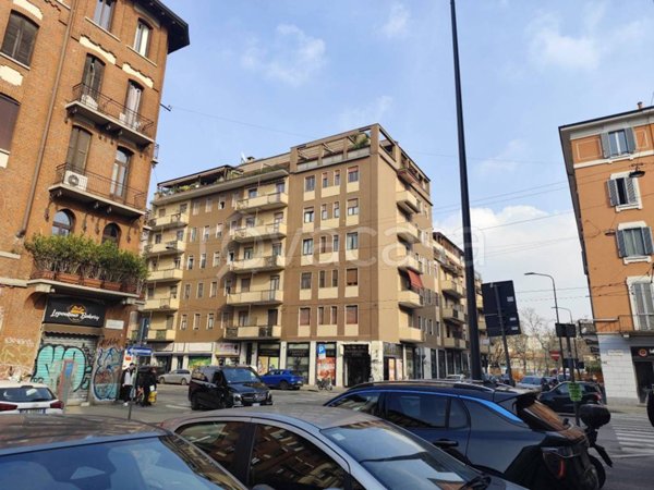 appartamento in vendita a Milano in zona Farini