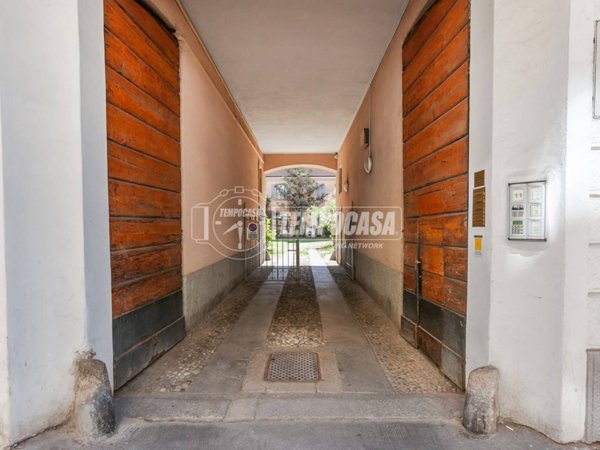 appartamento in vendita a Milano in zona Porta Garibaldi