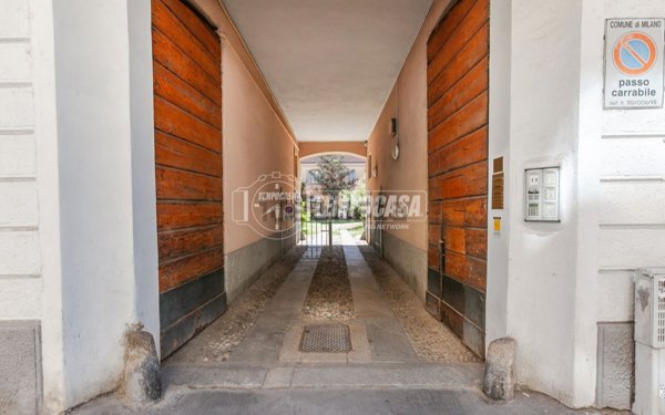appartamento in vendita a Milano in zona Porta Garibaldi