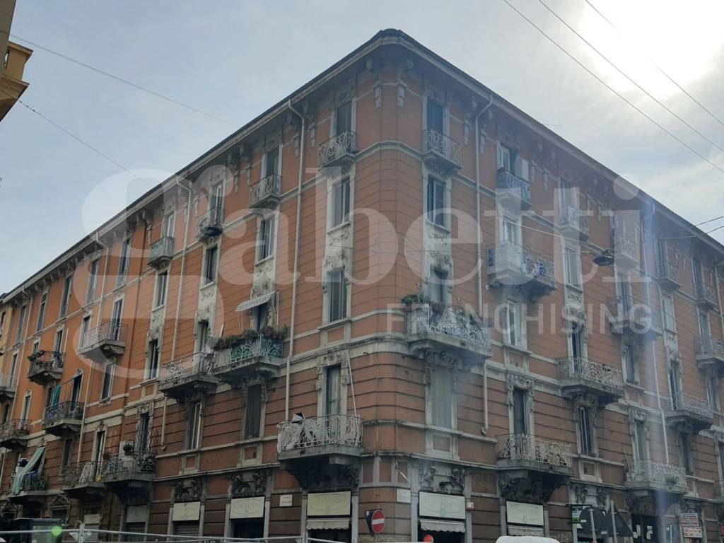appartamento in vendita a Milano in zona Loreto