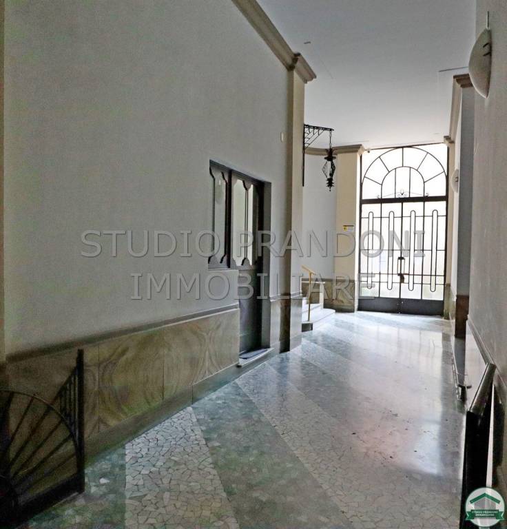 appartamento in vendita a Milano in zona Ghisolfa