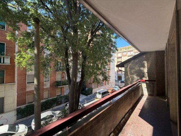 appartamento in vendita a Milano in zona Città Studi