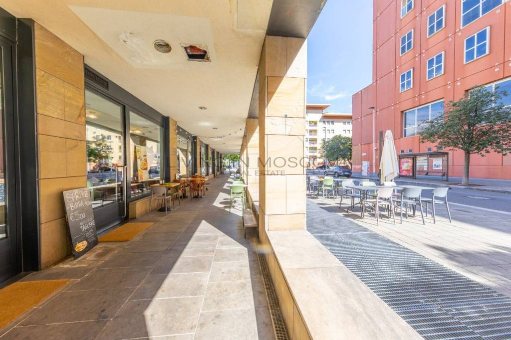 negozio in vendita a Milano in zona Bicocca