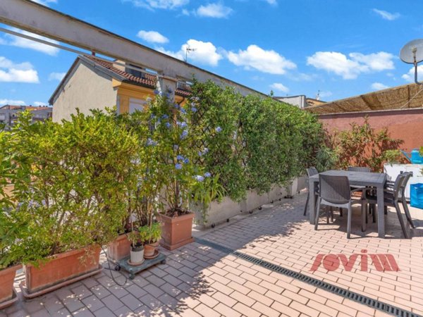 appartamento in vendita a Milano in zona Greco