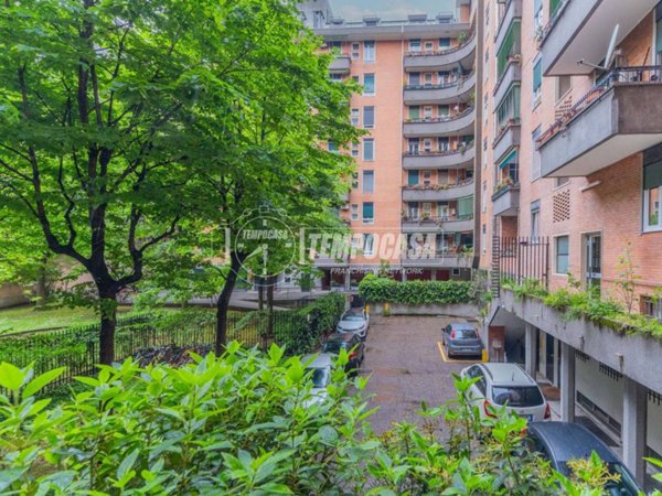 appartamento in vendita a Milano in zona Affori