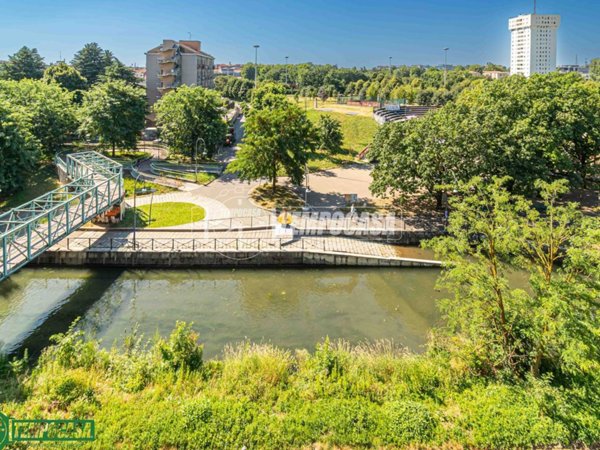 appartamento in vendita a Milano in zona Gorla