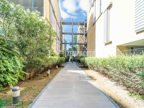 appartamento in vendita a Milano in zona Gorla
