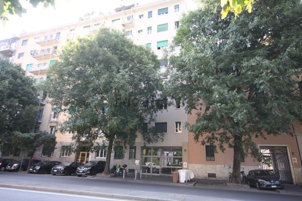 appartamento in vendita a Milano in zona Piazzale Lodi