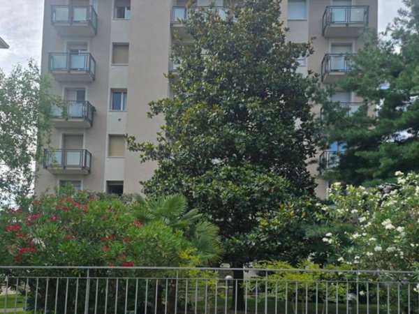 appartamento in vendita a Milano in zona Bande Nere