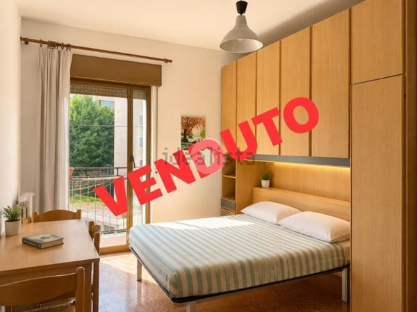 appartamento in vendita a Milano in zona Corvetto