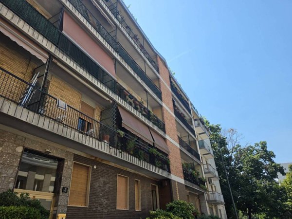 appartamento in vendita a Milano in zona Bande Nere