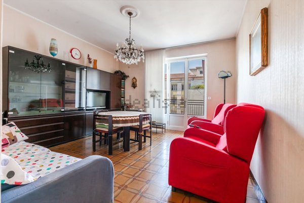 appartamento in vendita a Milano in zona Casoretto