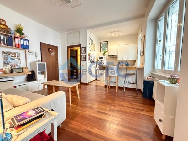 appartamento in vendita a Milano in zona Città Studi
