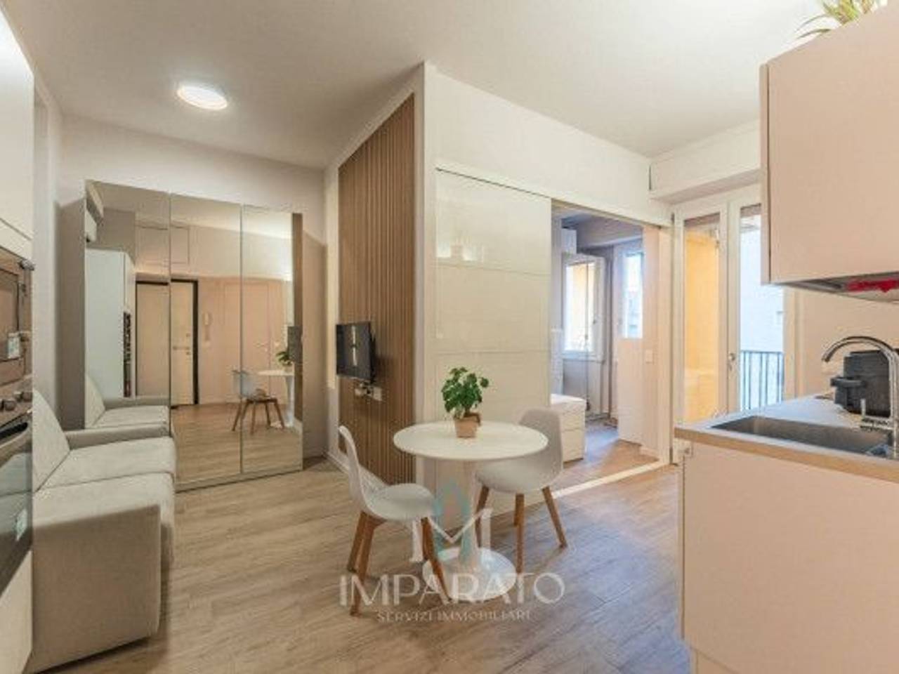 appartamento in vendita a Milano in zona Montalbino