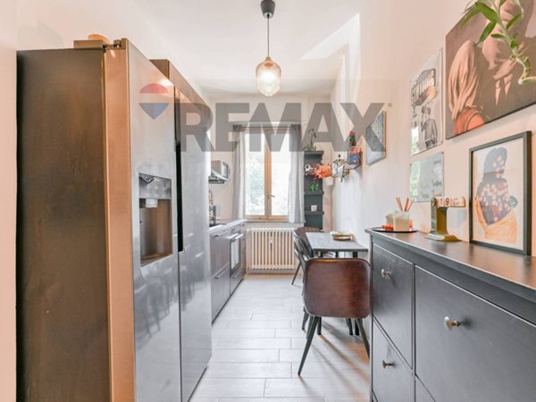 appartamento in vendita a Milano in zona Lorenteggio