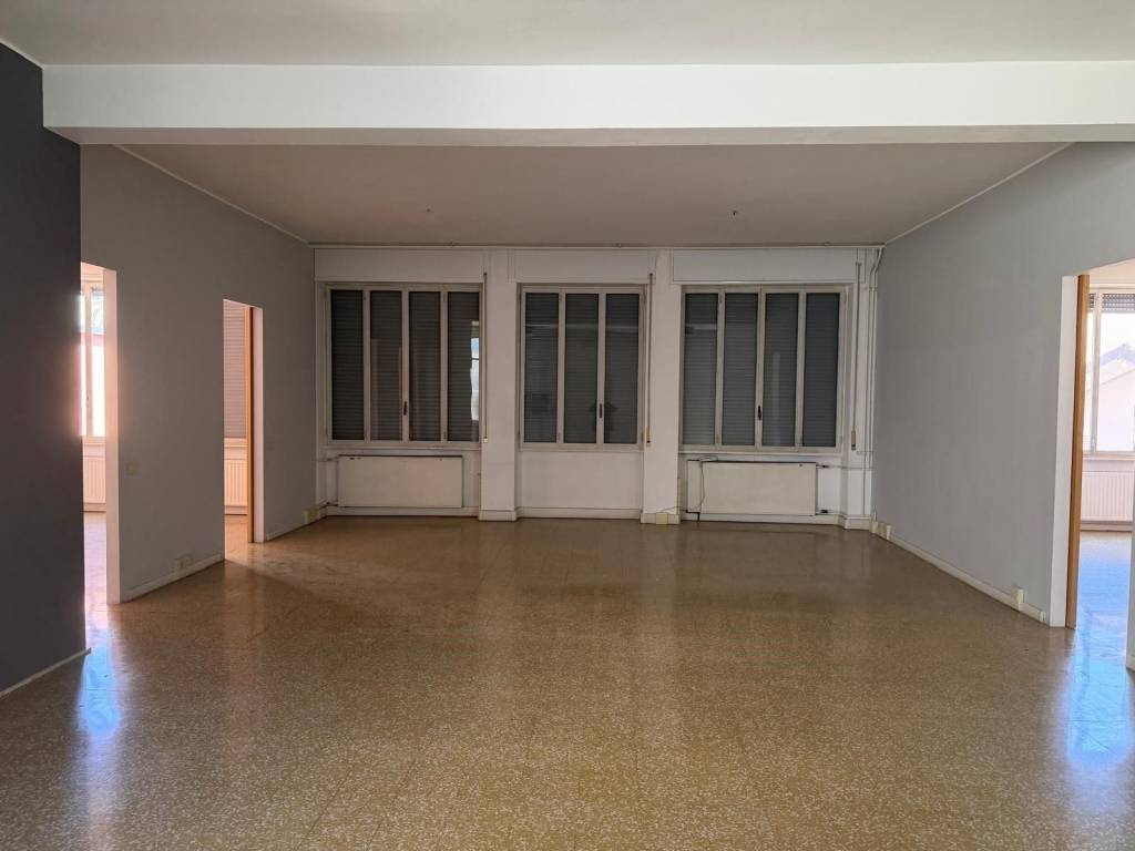 attico in vendita a Milano in zona Paolo Sarpi