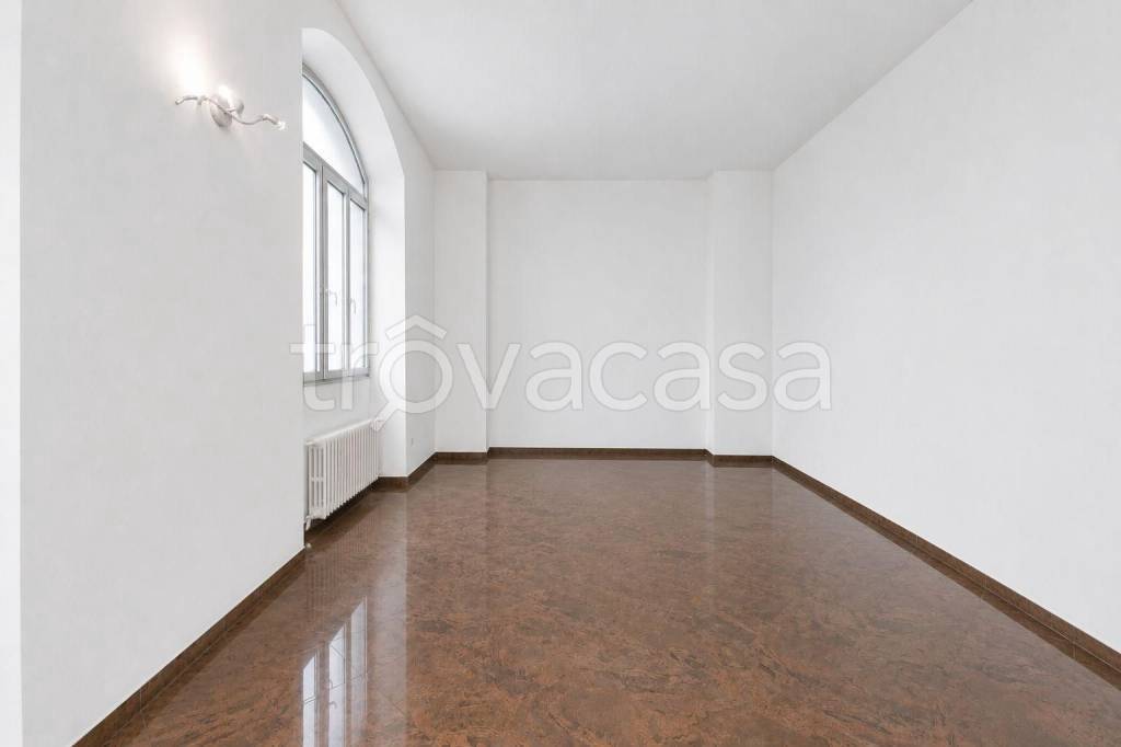 appartamento in vendita a Milano in zona Porta Venezia