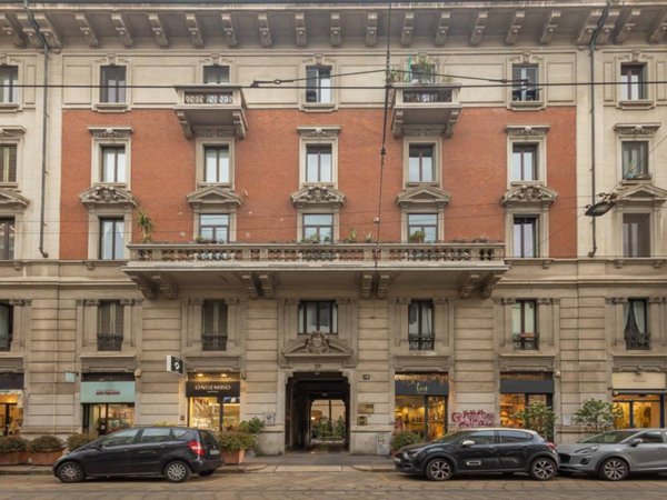 ufficio in vendita a Milano in zona Solari