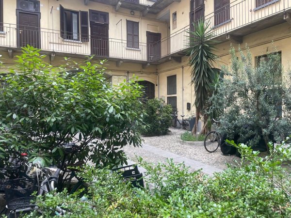 appartamento in vendita a Milano in zona XXII Marzo