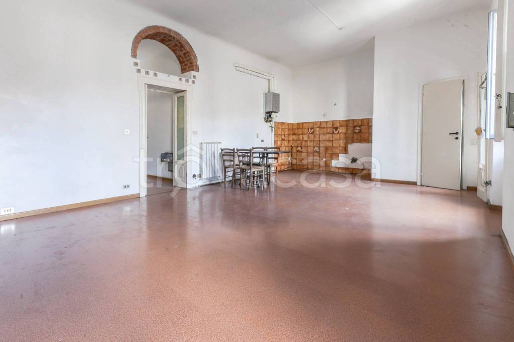appartamento in vendita a Milano in zona Loreto