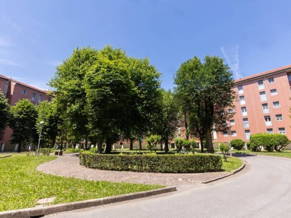 appartamento in vendita a Milano in zona Quarto Oggiaro