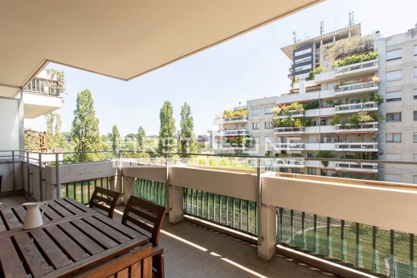 appartamento in vendita a Milano in zona Vigentino