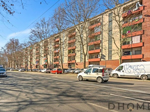 appartamento in vendita a Milano in zona Calvairate