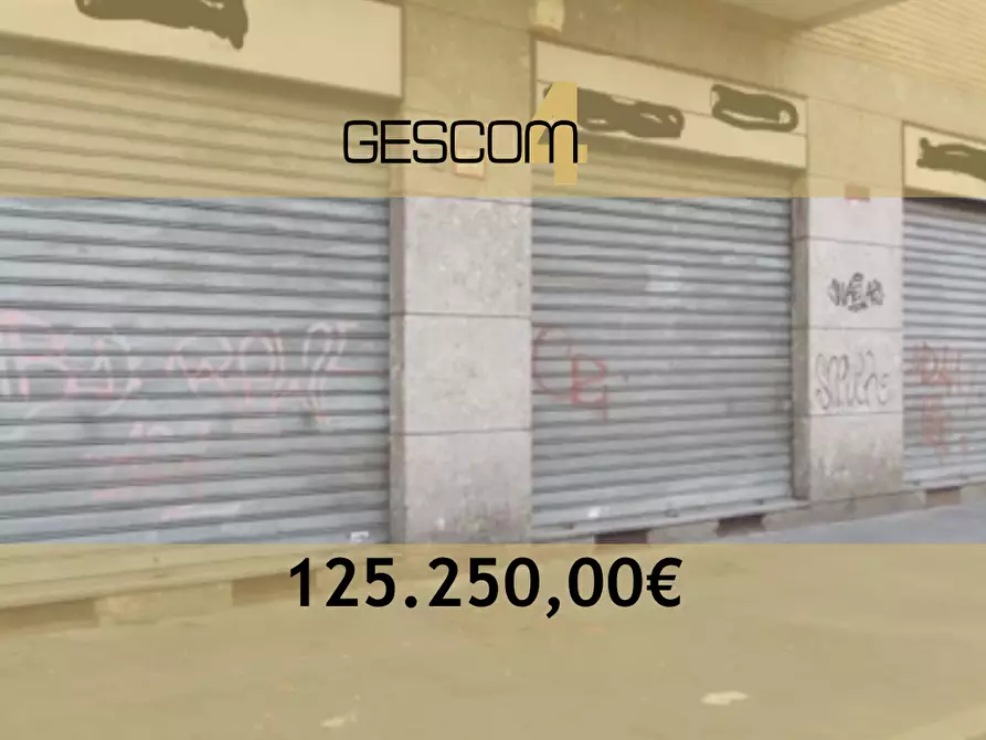 negozio in vendita a Milano in zona Stadera