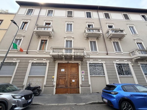 appartamento in vendita a Milano in zona Vigentino