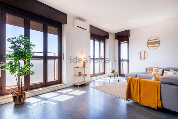 appartamento in vendita a Milano in zona Crescenzago