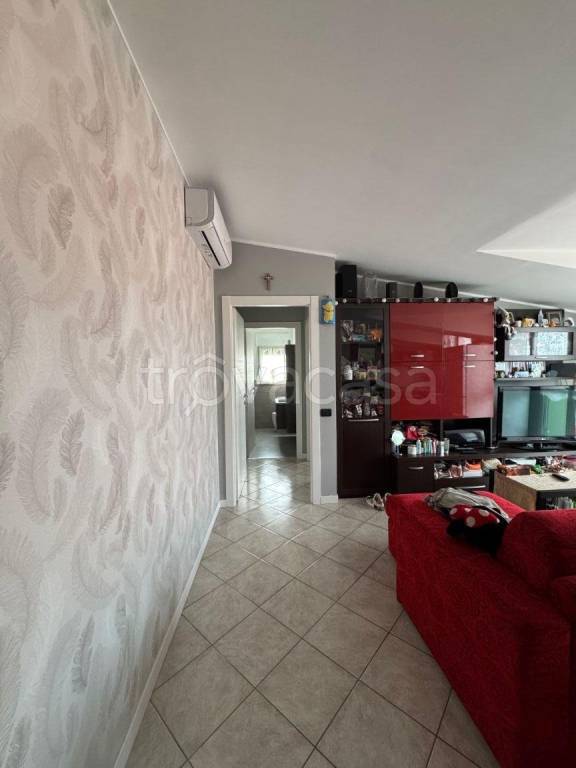 appartamento in vendita a Milano in zona Ponte Lambro