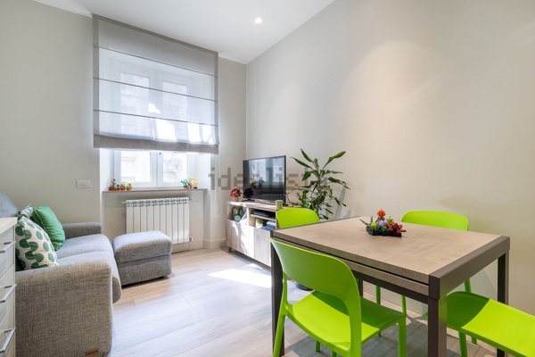 appartamento in vendita a Milano in zona Ponte Seveso