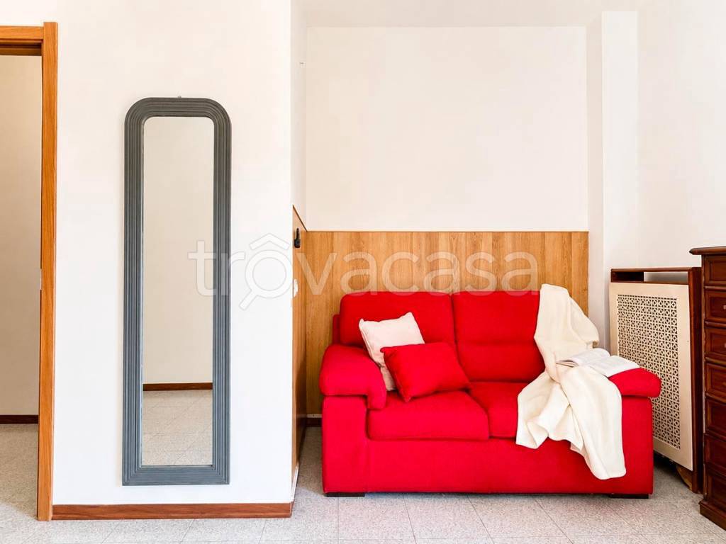 appartamento in vendita a Milano in zona Bande Nere