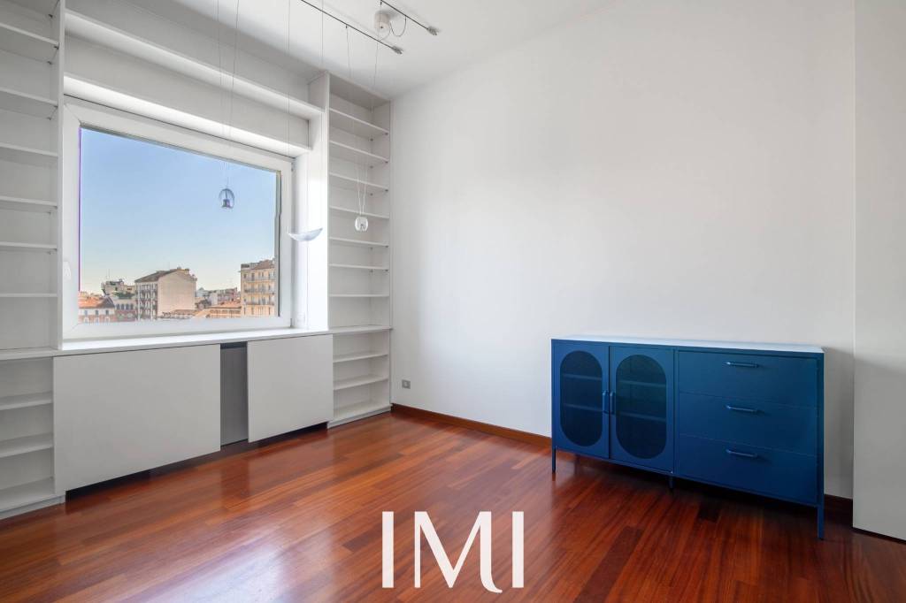 appartamento in vendita a Milano in zona Solari