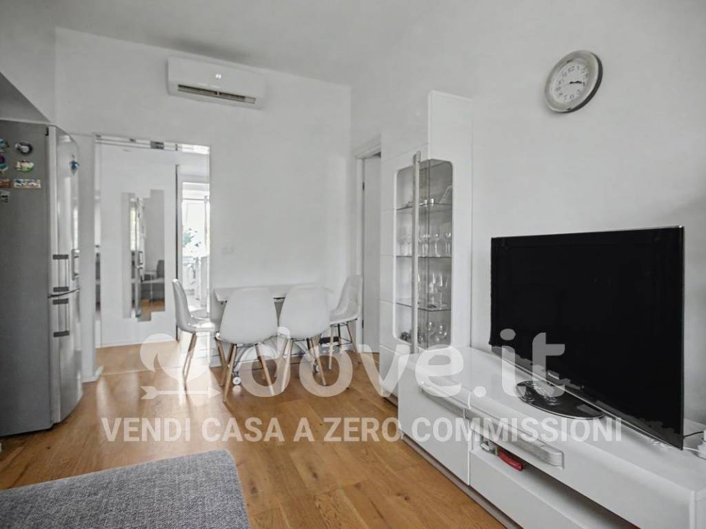 appartamento in vendita a Milano in zona Gratosoglio