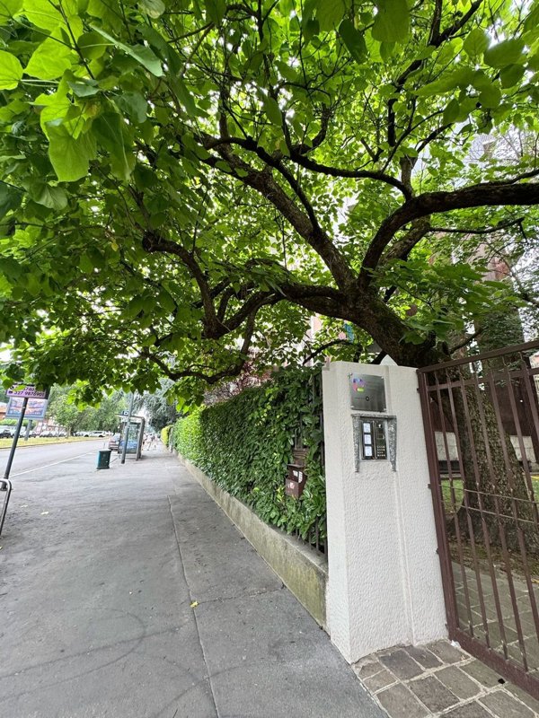 appartamento in vendita a Milano in zona Bande Nere