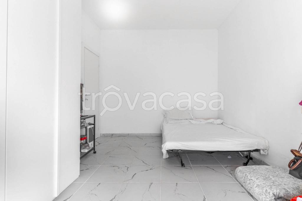 appartamento in vendita a Milano in zona Corvetto