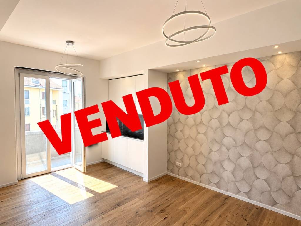 appartamento in vendita a Milano in zona Città Studi