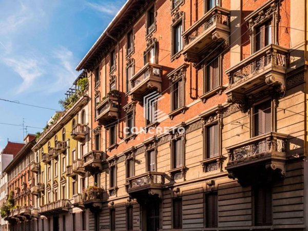 appartamento in vendita a Milano in zona Loreto