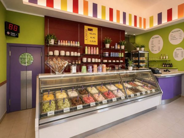 negozio in vendita a Milano in zona Maggiolina