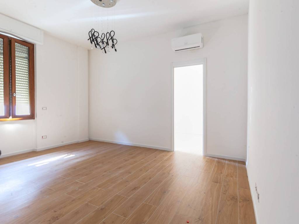 appartamento in vendita a Milano in zona Crescenzago