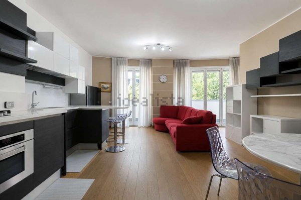 appartamento in vendita a Milano in zona Solari