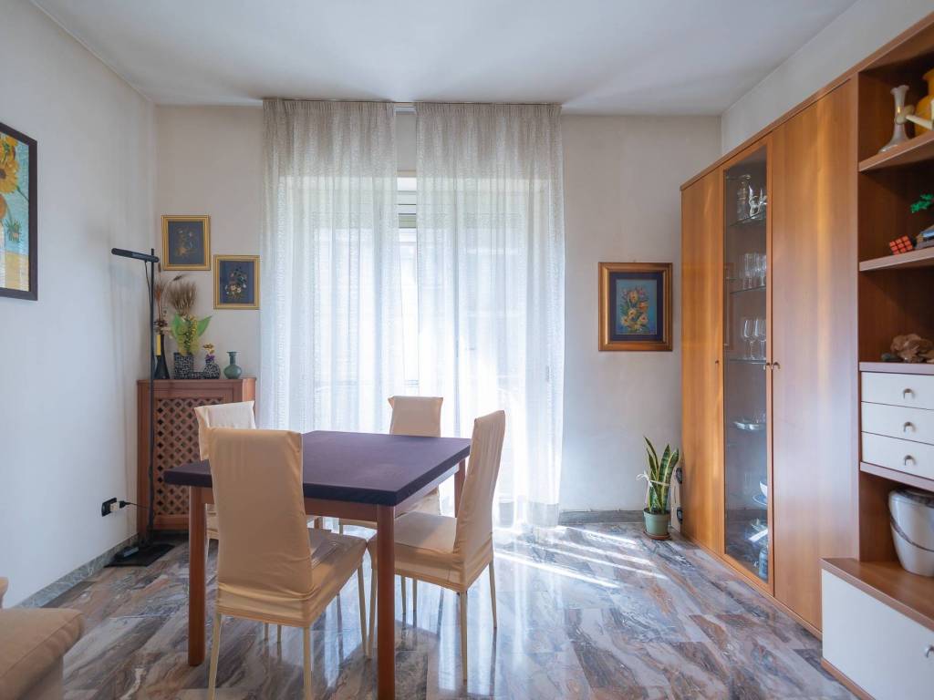 appartamento in vendita a Milano in zona Bande Nere