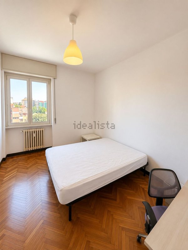 appartamento in vendita a Milano in zona Lorenteggio