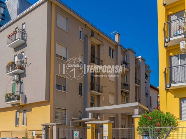 appartamento in vendita a Milano in zona Affori