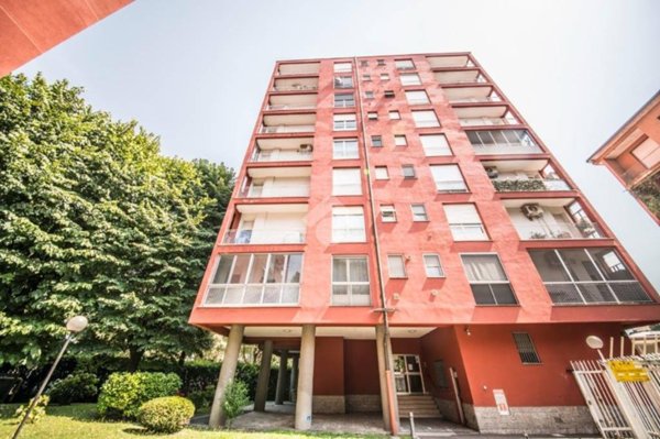 appartamento in vendita a Milano in zona Corvetto